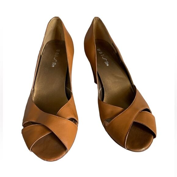 Unisa Tan Leather Criss-Cross Peep Toe High Heel Pumps Size 9.5 - Picture 2 of 9